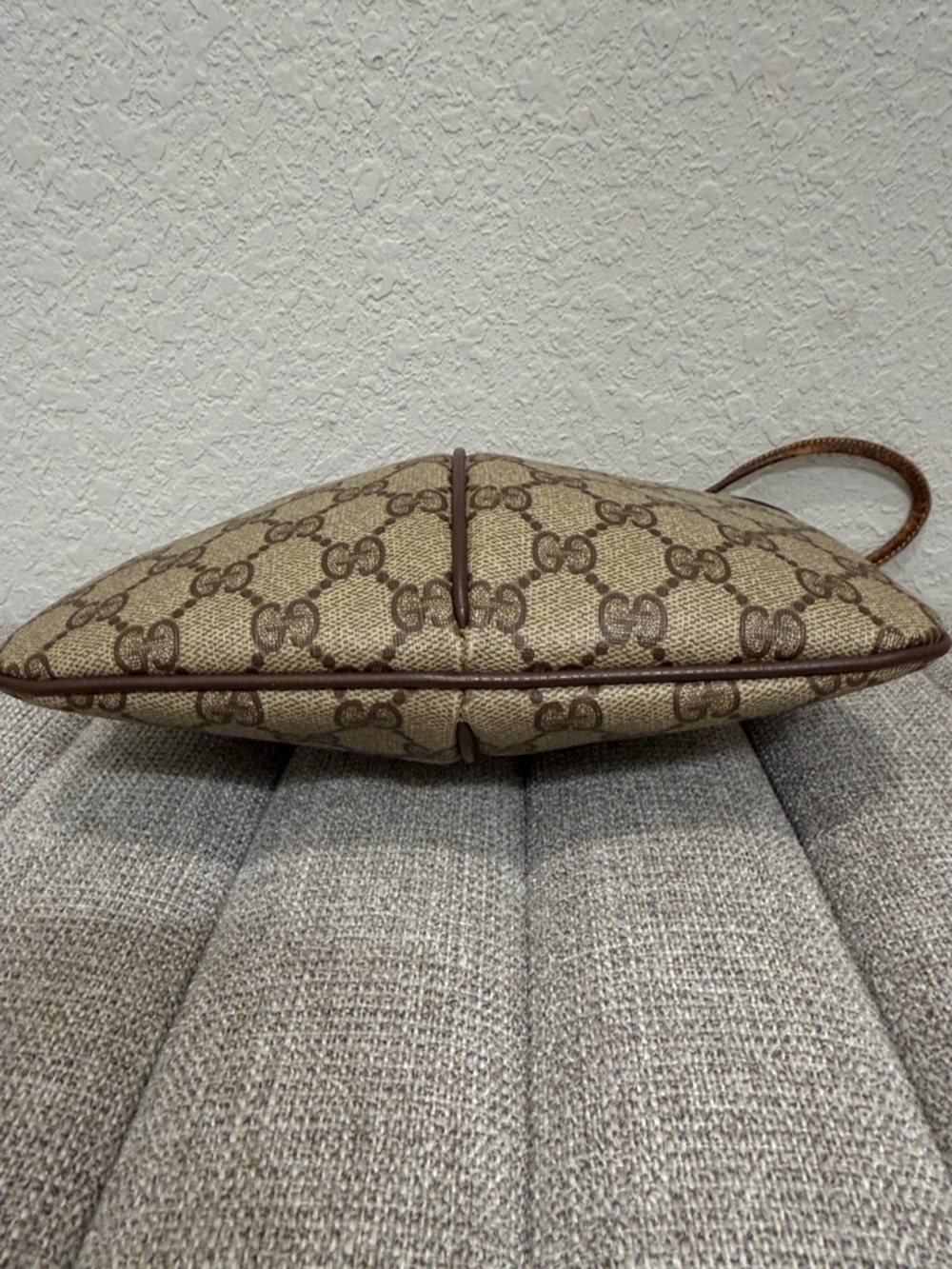 Gucci Beige/Brown GG Canvas Crossbody with Green-Red Web - Picture 4 of 11